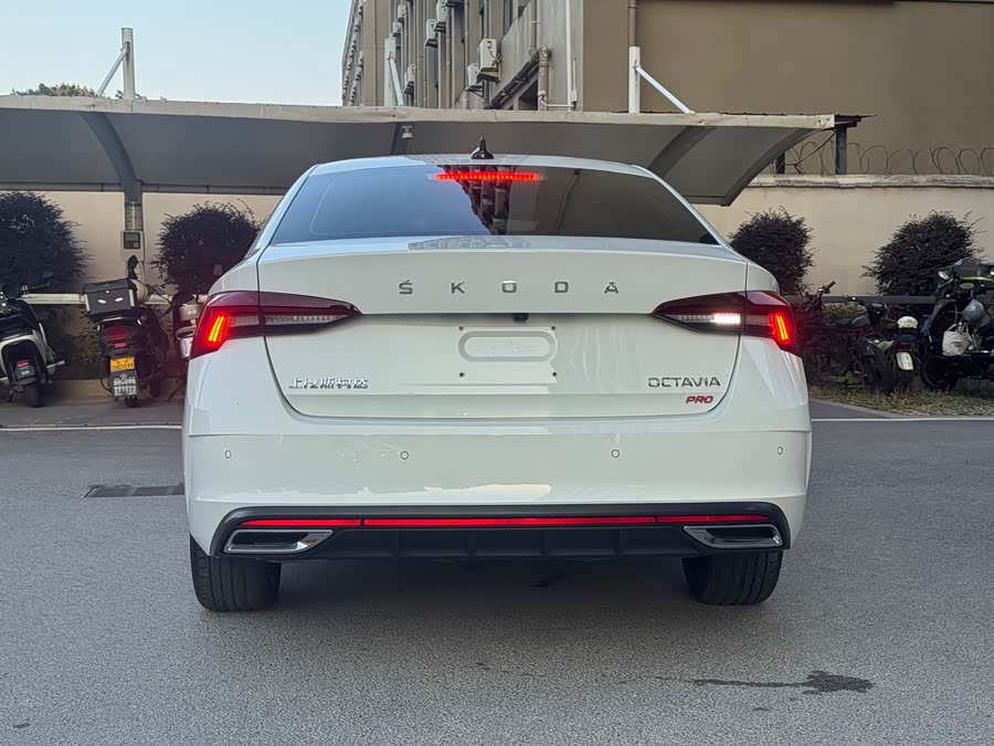 Octavia 2023 Pro TSI280 Luxury - zdjęcie 5