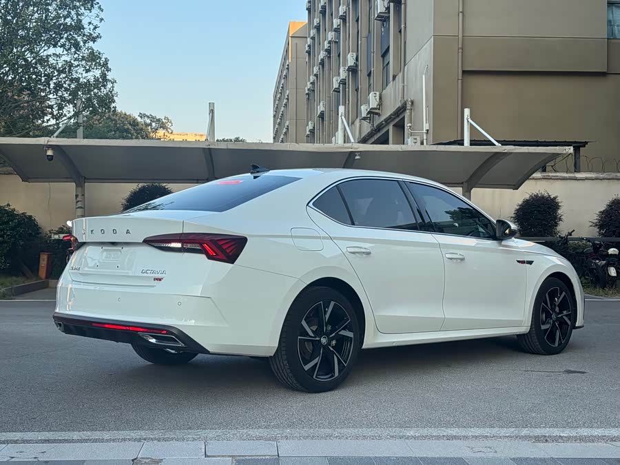 Octavia 2023 Pro TSI280 Luxury - zdjęcie 6