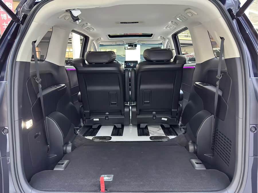 Odyssey 2022 2.0L e:HEV Sharp Luxury - zdjęcie 11