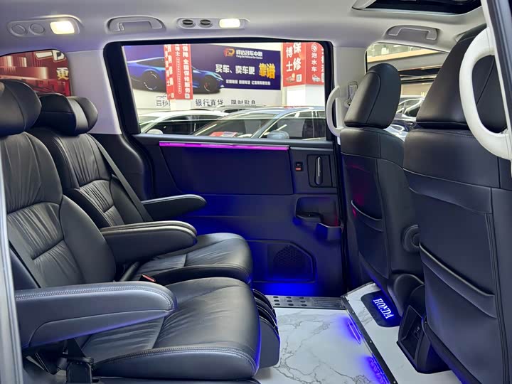 Odyssey 2022 2.0L e:HEV Sharp Luxury - zdjęcie 20