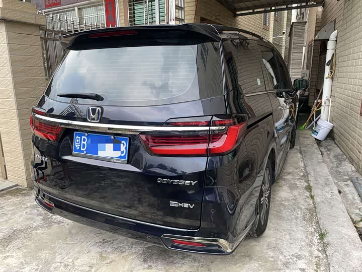 Odyssey 2024 2.0L e:HEV Smart Luxury - zdjęcie 18