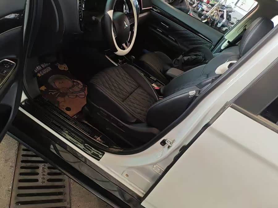 Outlander 2021 2.0L 2WD Sport Edition 5-Seater - zdjęcie 3