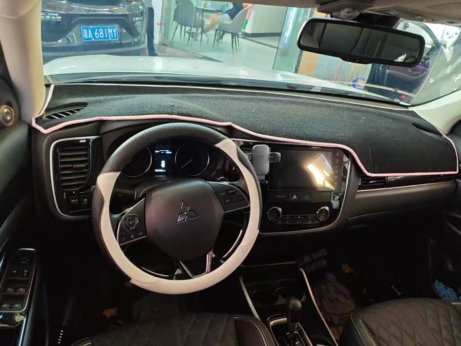 Outlander 2021 2.0L 2WD Sport Edition 5-Seater - zdjęcie 4