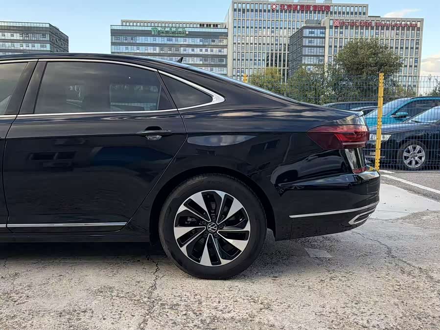 Passat 2023 280TSI Elite - zdjęcie 5