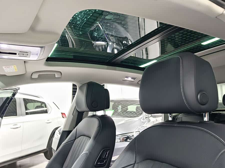 Passat 2023 330TSI Starry Luxury - zdjęcie 16