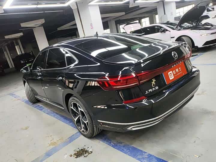 Passat 2024 380TSI Starry Dragon Edition - zdjęcie 12