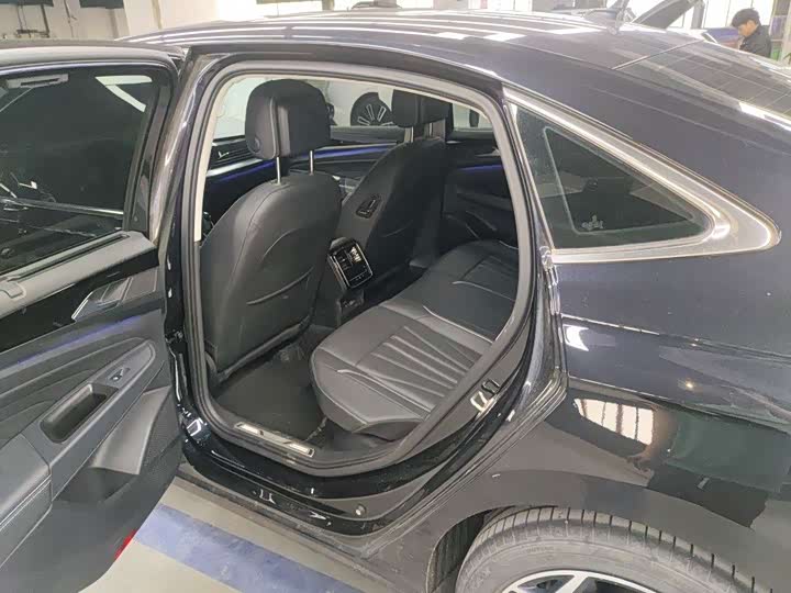 Passat 2024 380TSI Starry Dragon Edition - zdjęcie 17