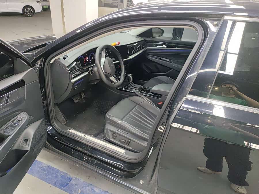 Passat 2024 380TSI Starry Dragon Edition - zdjęcie 4