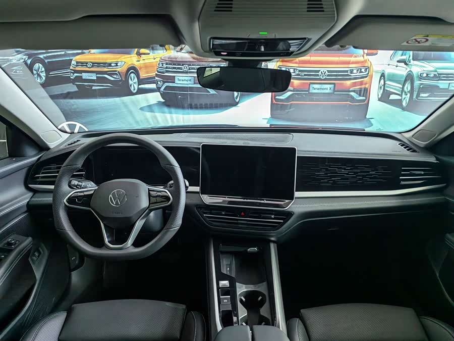 Passat 2025 Pro 380TSI Dragon Edition - zdjęcie 11