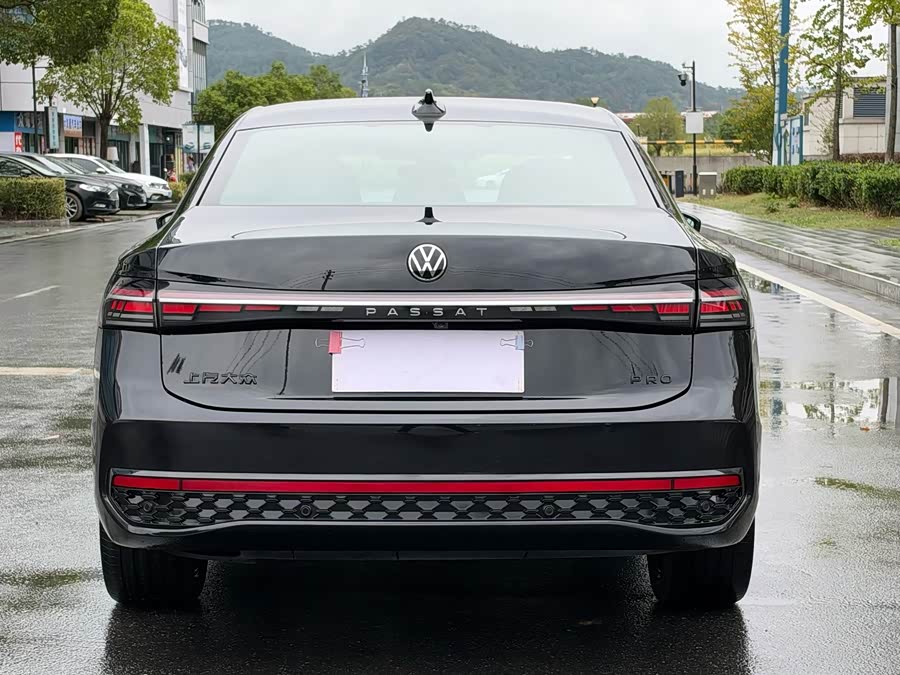 Passat 2025 Pro 380TSI Starry Dragon Luxury - zdjęcie 8