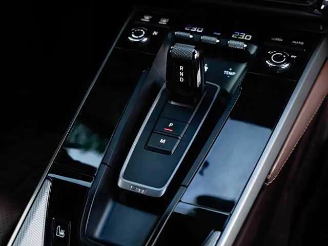 Porsche 911 2022 Carrera 3.0T - zdjęcie 11