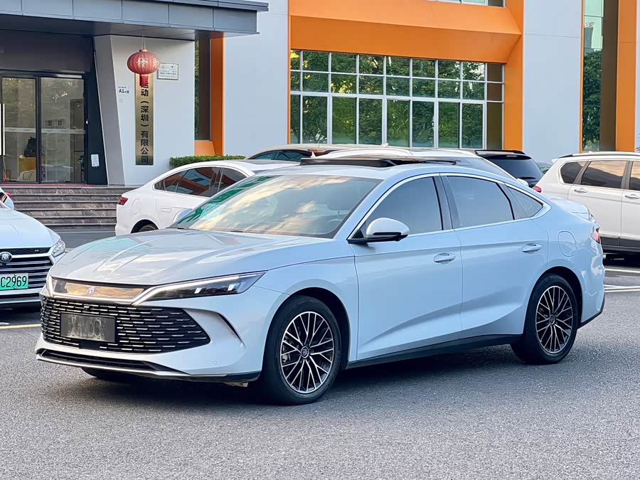 Qin L 2024 DM-i 120KM Excellence - zdjęcie 1