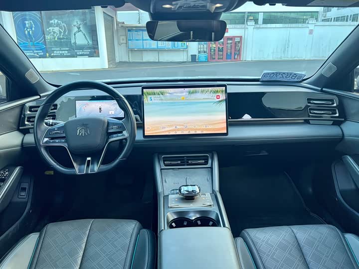 Qin L 2024 DM-i 120KM Excellence - zdjęcie 17