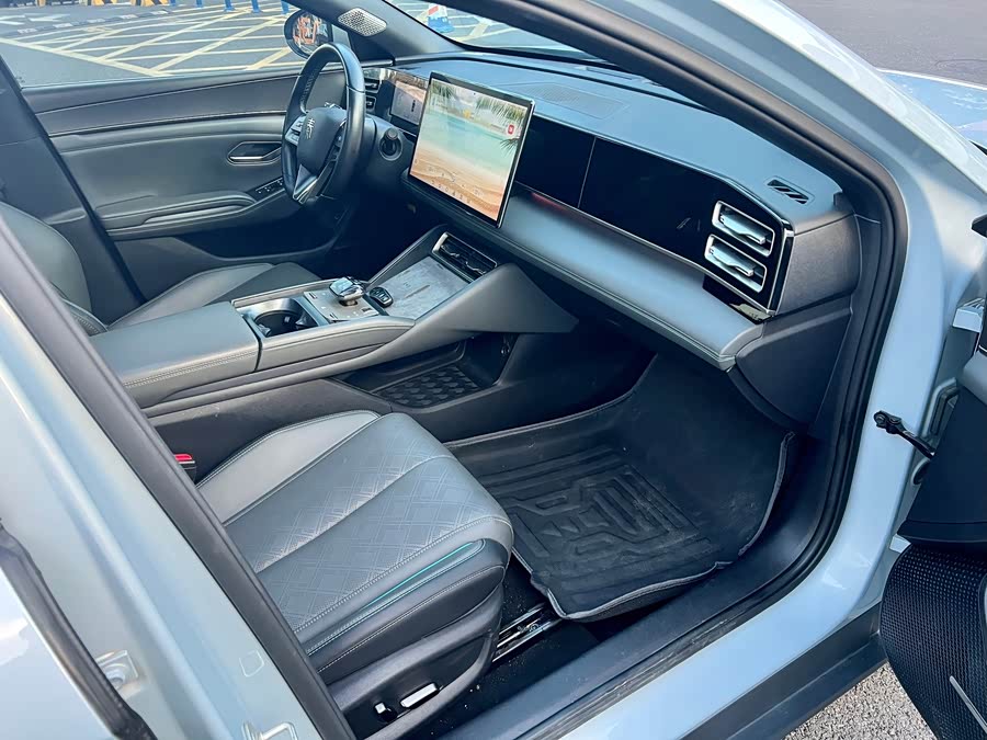 Qin L 2024 DM-i 120KM Excellence - zdjęcie 7