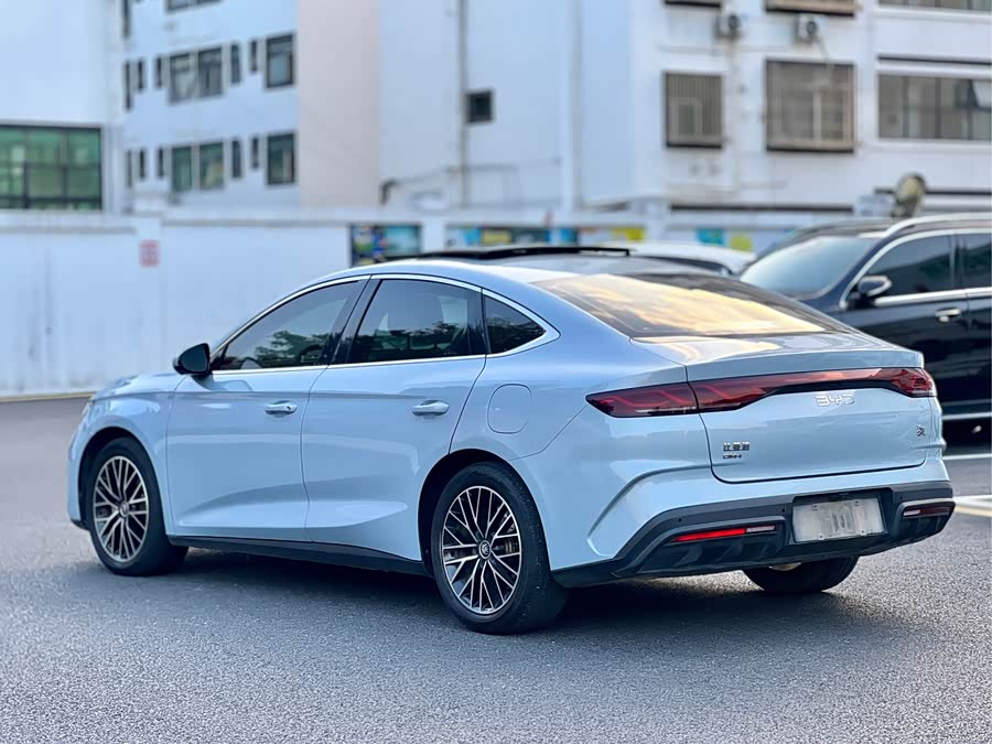 Qin L 2024 DM-i 120KM Excellence - zdjęcie 10