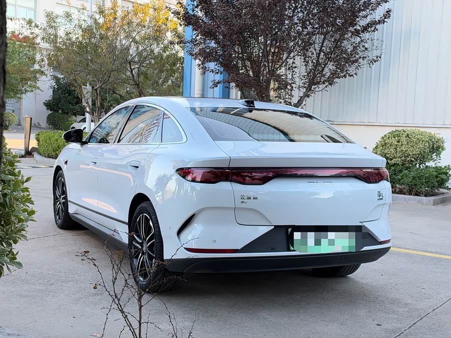 Qin L 2025 EV 545KM Excellence - zdjęcie 3