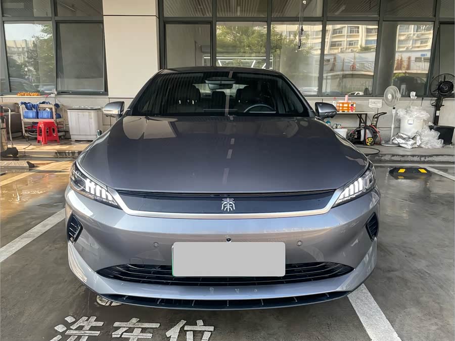 Qin PLUS 2025 EV Smart Driving 510KM Leading - zdjęcie 1