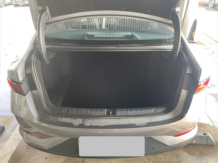 Qin PLUS 2025 EV Smart Driving 510KM Leading - zdjęcie 14