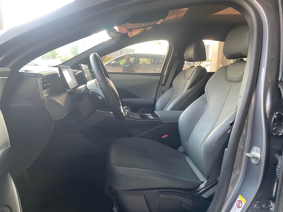 Qin PLUS 2025 EV Smart Driving 510KM Leading - zdjęcie 8