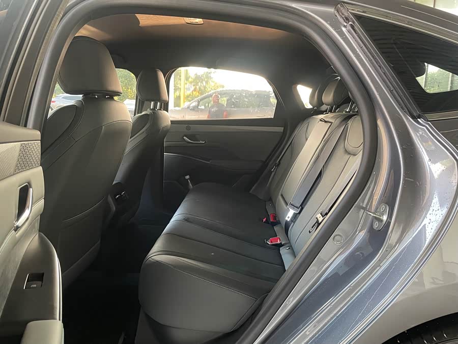 Qin PLUS 2025 EV Smart Driving 510KM Leading - zdjęcie 9
