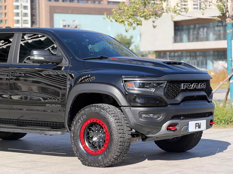 RAM Trucks 2022 6.2T US Version - zdjęcie 4