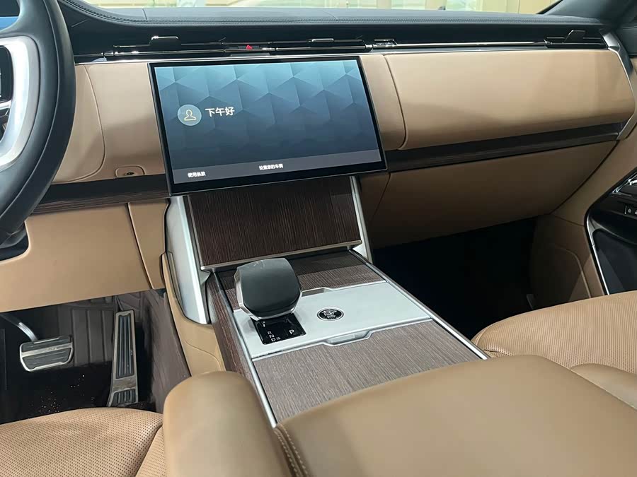 Range Rover 2024 3.0 L6 400PS Long Wheelbase Seven-Seater - zdjęcie 11