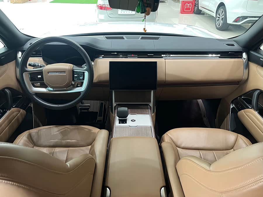 Range Rover 2024 3.0 L6 400PS Long Wheelbase Seven-Seater - zdjęcie 13