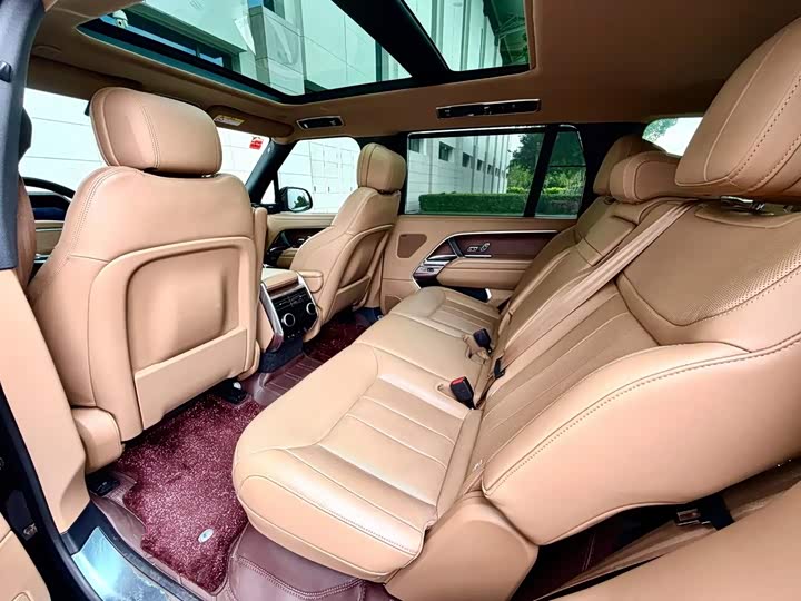 Range Rover 2024 3.0 L6 400PS Long Wheelbase Seven-Seater - zdjęcie 14