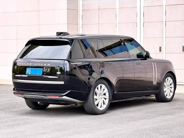 Range Rover 2024 3.0 L6 400PS Long Wheelbase Seven-Seater - zdjęcie 16