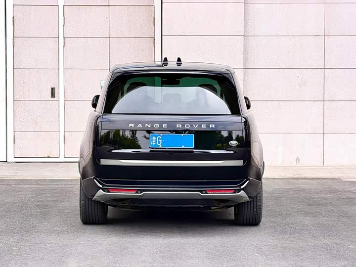 Range Rover 2024 3.0 L6 400PS Long Wheelbase Seven-Seater - zdjęcie 17