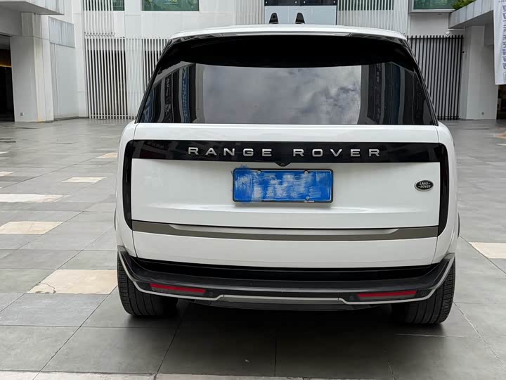 Range Rover 2024 3.0 L6 400PS Long Wheelbase Seven-Seater - zdjęcie 18