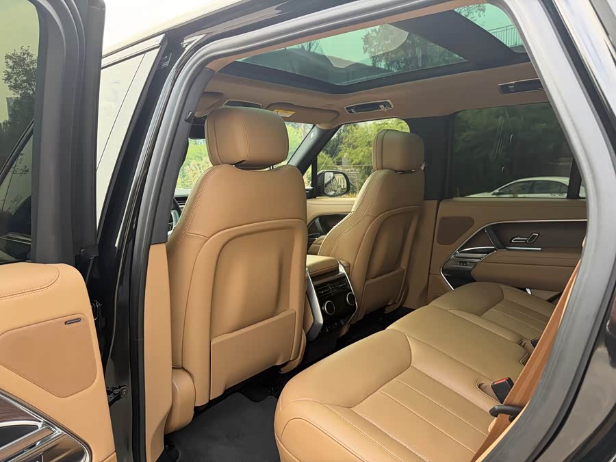 Range Rover 2025 3.0 L6 360PS Luxury - zdjęcie 5