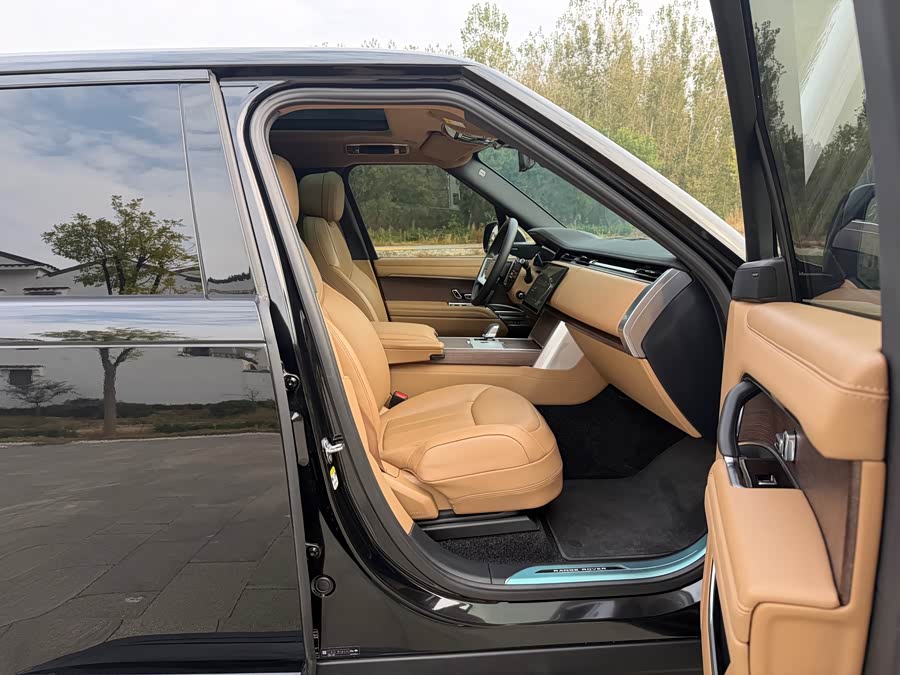 Range Rover 2025 3.0 L6 360PS Luxury - zdjęcie 6