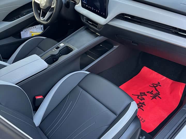 Sagitar 2026 L 300TSI DSG Elite - zdjęcie 17