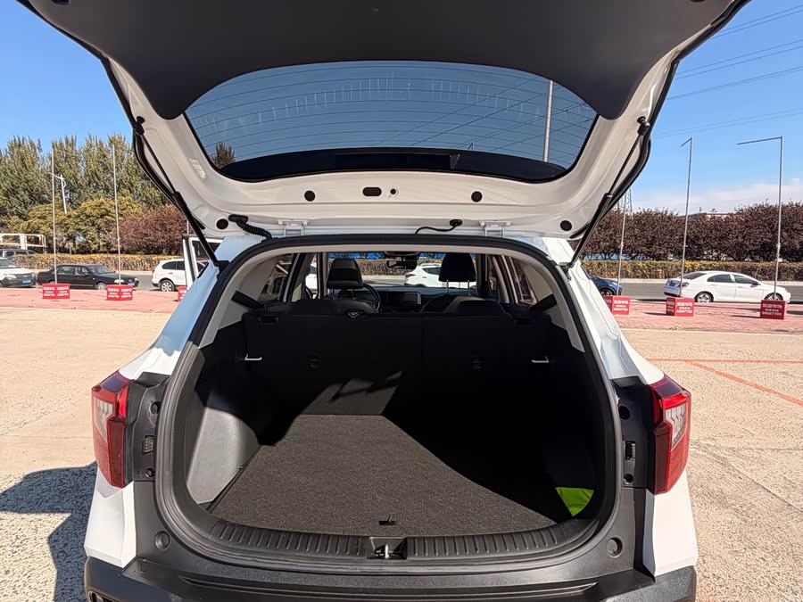 Saitus 2023 1.5L CVT Luxury - zdjęcie 13