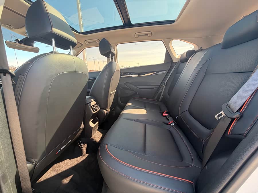 Saitus 2023 1.5L CVT Luxury - zdjęcie 10