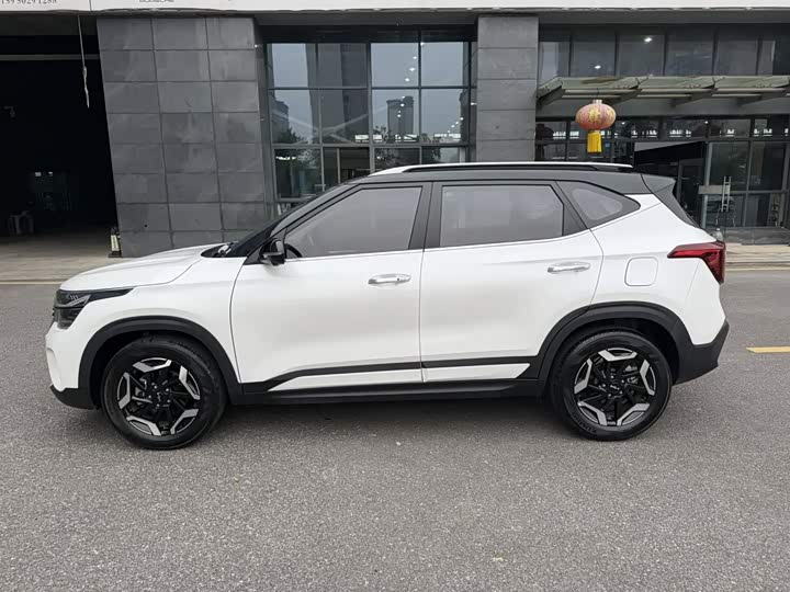 Saitus 2023 1.5L CVT Premium - zdjęcie 12