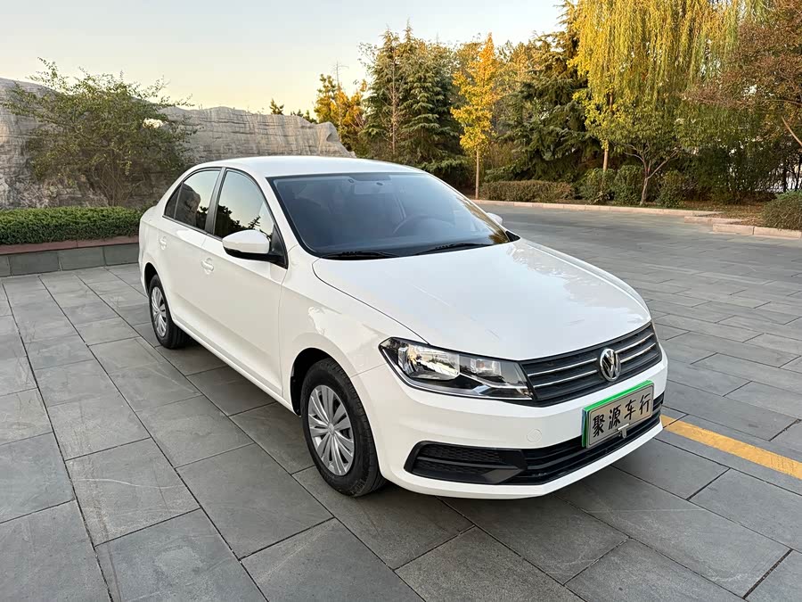 Santana 2021 1.5L Manual Style Version - zdjęcie 2