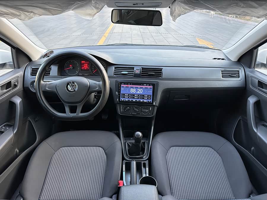 Santana 2021 1.5L Manual Style Version - zdjęcie 16