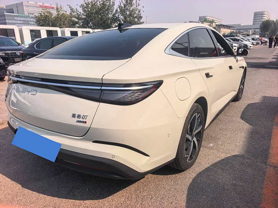 Seal 07 DM-i 1.5T 230km Flagship - zdjęcie 5