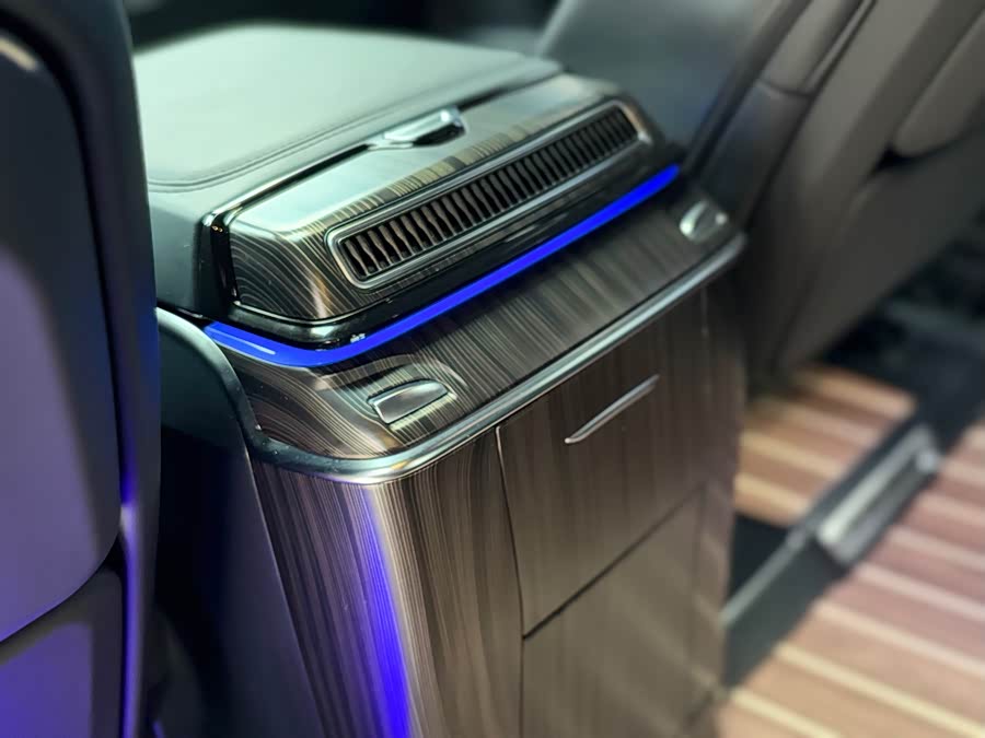 Sienna 2024 2.5L Hybrid 4WD Premium - zdjęcie 8