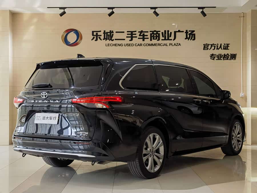 Sienna 2024 2.5L Hybrid Premium - zdjęcie 20