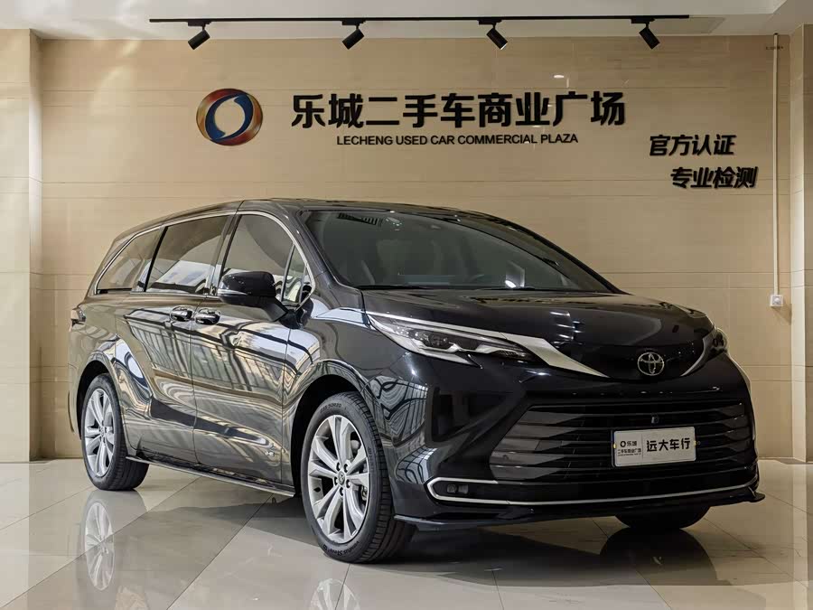 Sienna 2024 2.5L Hybrid Premium - zdjęcie 3