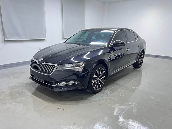 Skoda Superb 2023 TSI280 DSG Luxury - zdjęcie 15