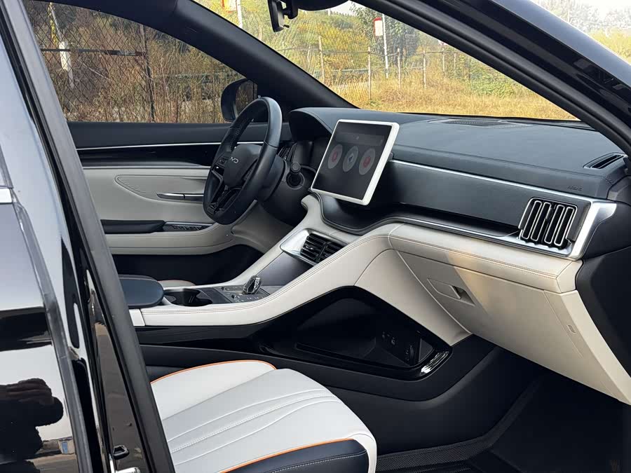 Song PLUS New Energy 2024 Honor Edition EV 520km Luxury - zdjęcie 20