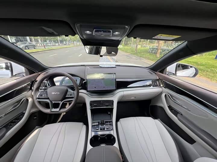 Song PLUS New Energy 2025 EV 520km Luxury - zdjęcie 17