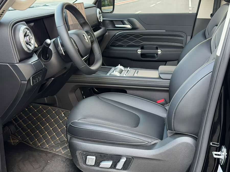 Tank 300 2025 2.0T Gasoline Challenger - zdjęcie 4