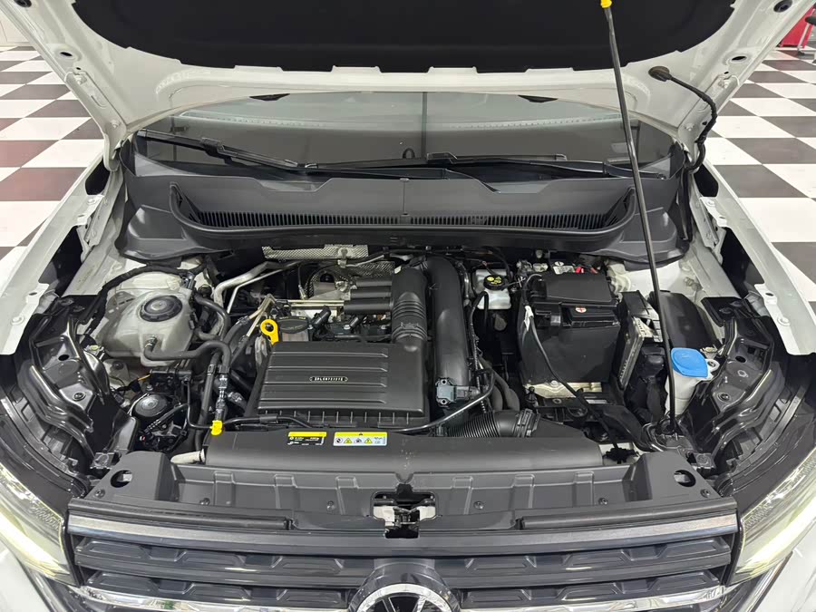 Tayron 2023 200TSI DSG Smart Edition - zdjęcie 13
