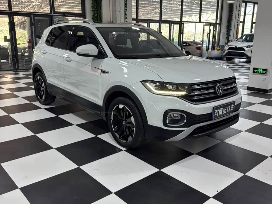 Tayron 2023 200TSI DSG Smart Edition - zdjęcie 3