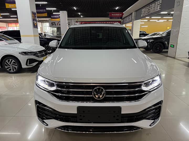 Tiguan L 2025 Outstanding Edition 330TSI Automatic Two-Wheel Drive R-Line Long Glory Version - zdjęcie 14
